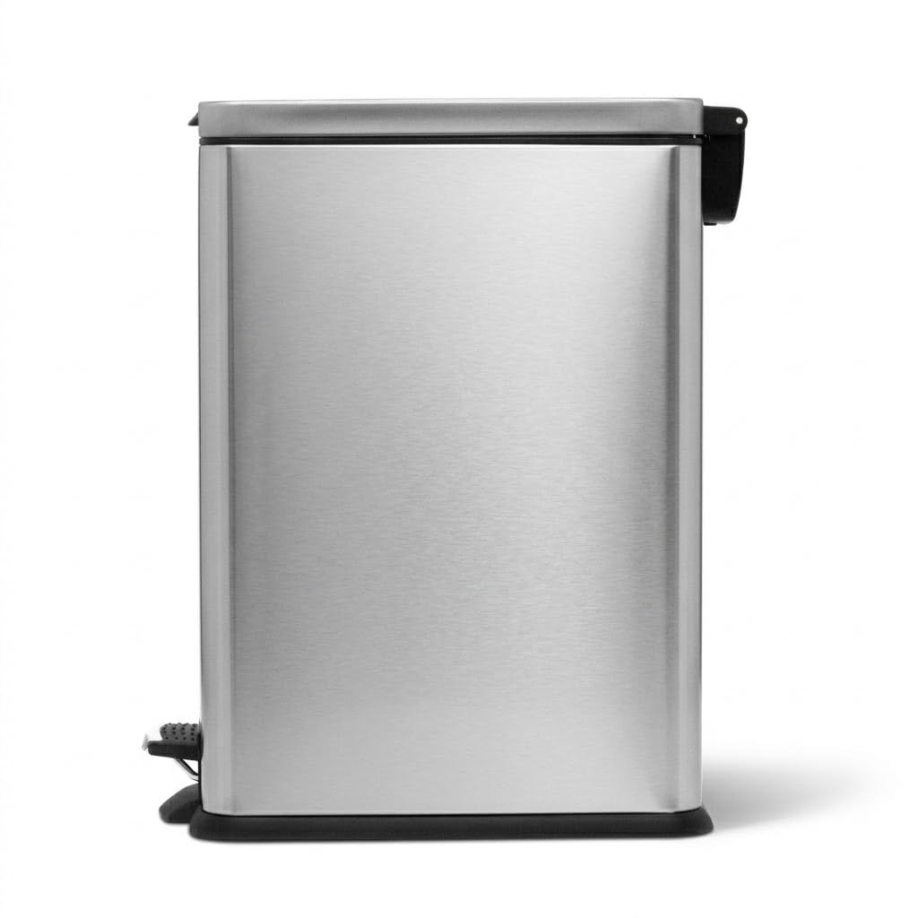8 Gallon Kitchen Trash Can L465