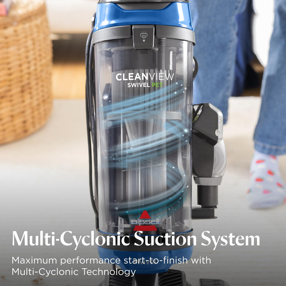 CleanView Swivel Vacuum U695