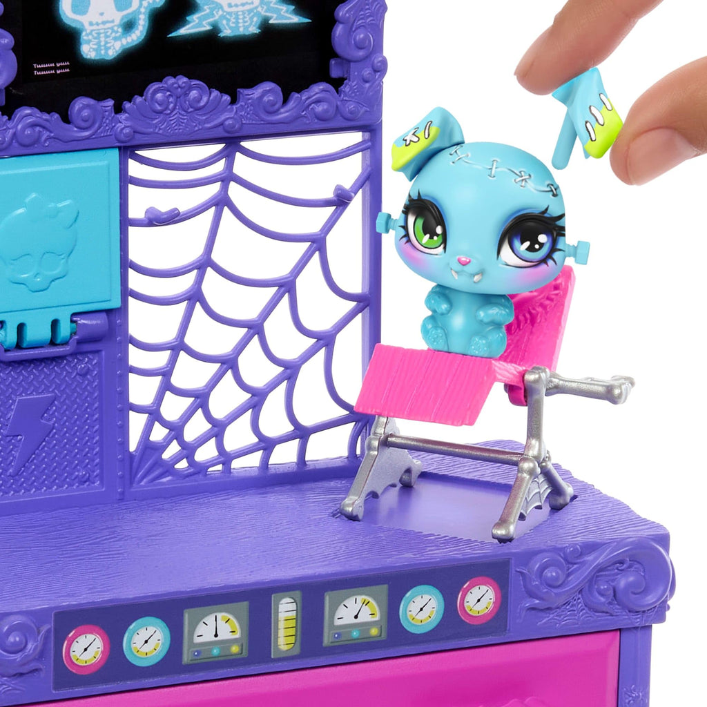 Make-A-Monster Pet Playset with Doll Z8781