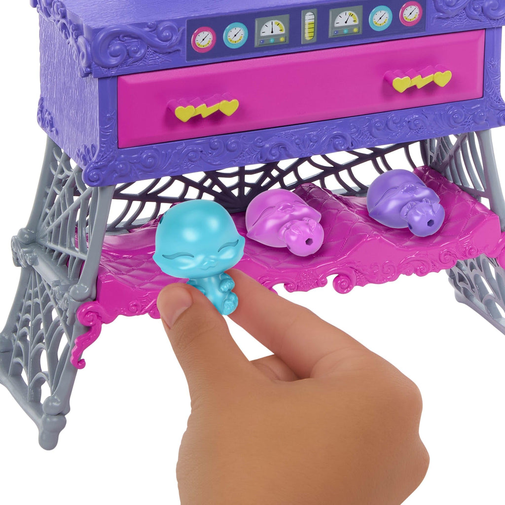 Make-A-Monster Pet Playset with Doll Z8781